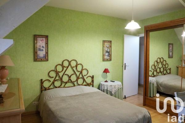 Maison traditionnelle 6 pièces de 134 m² à Dammarie-les-Lys (77190)