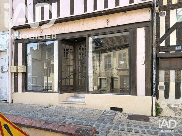 Location local d’activité 50 m² Château-Renard