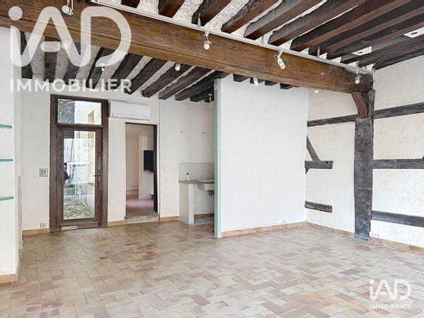 Location local d’activité 50 m² Château-Renard