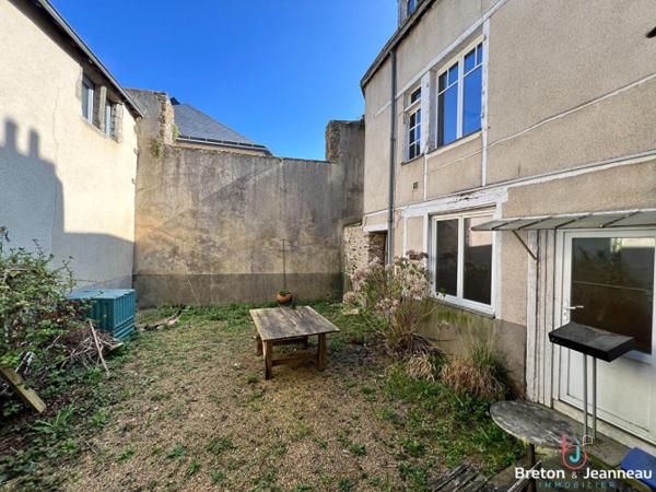 Maison centre de Laval