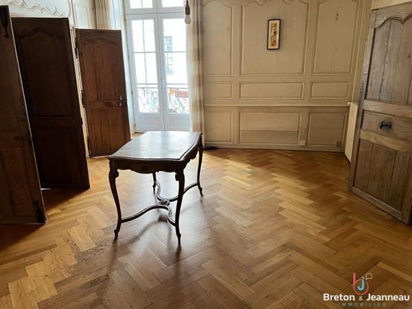 Maison centre de Laval