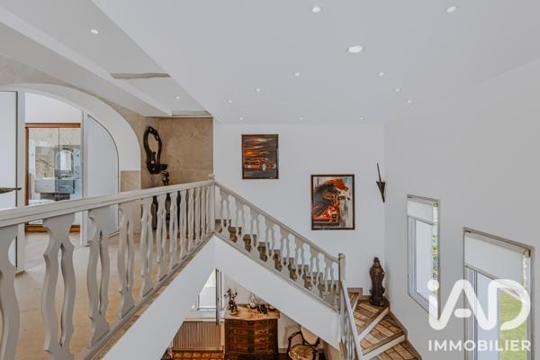Maison (prestige) à vendre 7 pièces 222,1 m² Mandelieu-la-Napoule