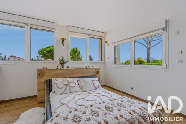 Maison (prestige) à vendre 7 pièces 222,1 m² Mandelieu-la-Napoule