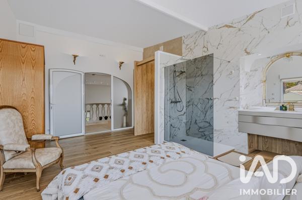 Maison (prestige) à vendre 7 pièces 222,1 m² Mandelieu-la-Napoule