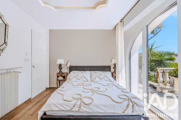 Maison (prestige) à vendre 7 pièces 222,1 m² Mandelieu-la-Napoule