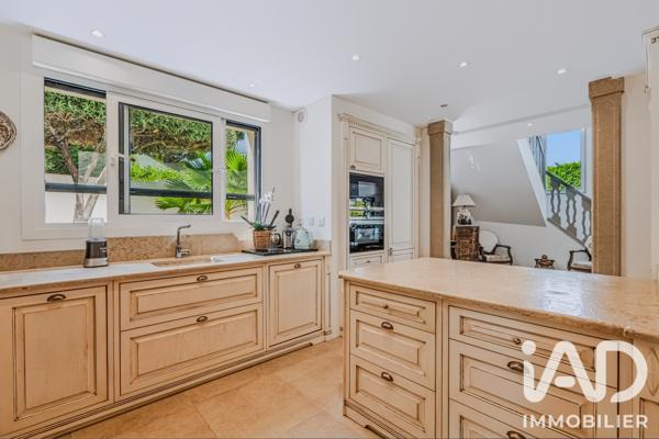 Maison (prestige) à vendre 7 pièces 222,1 m² Mandelieu-la-Napoule