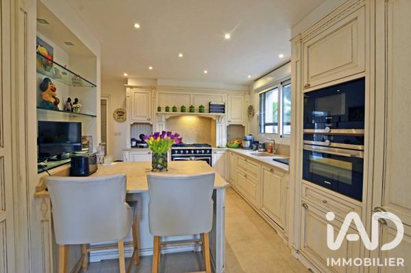 Maison (prestige) à vendre 7 pièces 222,1 m² Mandelieu-la-Napoule