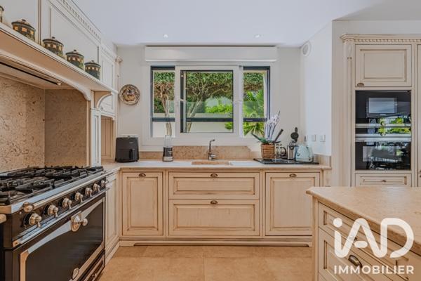 Maison (prestige) à vendre 7 pièces 222,1 m² Mandelieu-la-Napoule