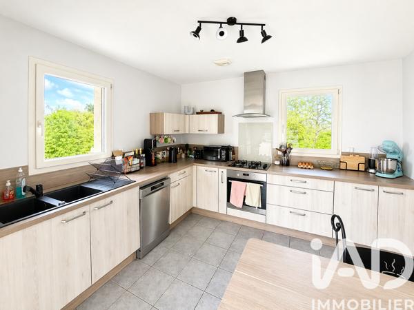 Maison à vendre 4 pièces 123 m² Sarroux - Saint Julien