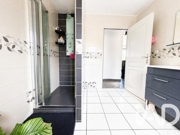 Maison à vendre 4 pièces 123 m² Sarroux - Saint Julien