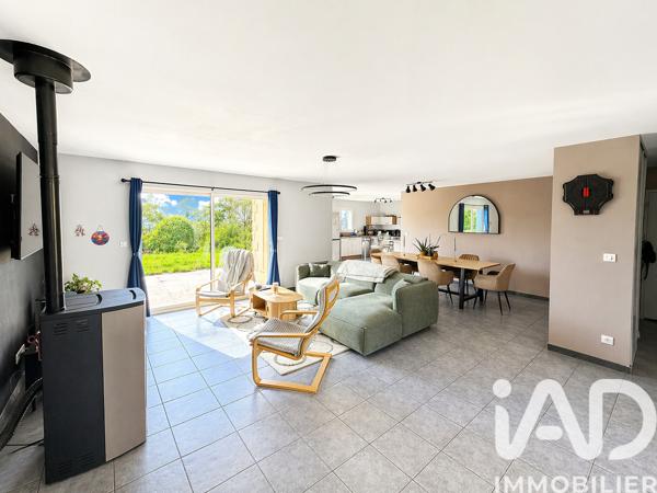 Maison à vendre 4 pièces 123 m² Sarroux - Saint Julien