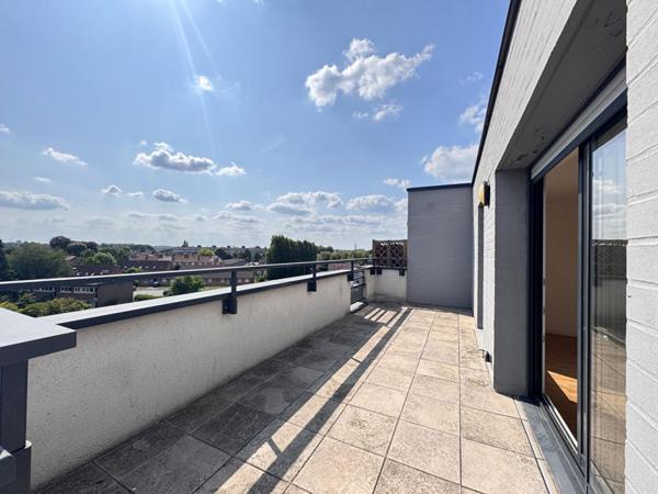 A VENDRE : T2 à TOURCOING • • 105 000 € FAI • Réf. 1080