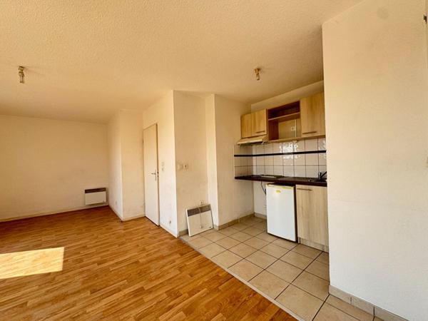 A VENDRE : T2 à TOURCOING • • 105 000 € FAI • Réf. 1080