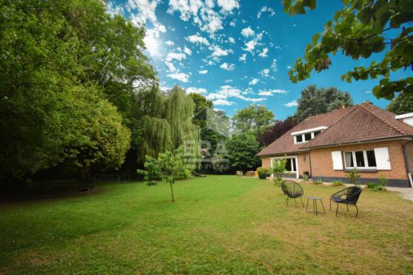MAISON DE CARACTÈRE DE PLUS DE 208 M² ? 5 CHAMBRES ? VIE DE PLAIN-PIED ? PARCELLE DE 2 300 M²