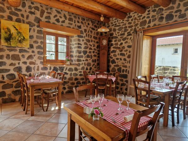 Blanzac (43350) PROPRIETE DE CARACTERE SUR 450 M2 A BLANZAC