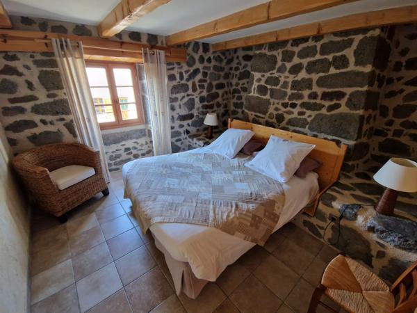 Blanzac (43350) PROPRIETE DE CARACTERE SUR 450 M2 A BLANZAC