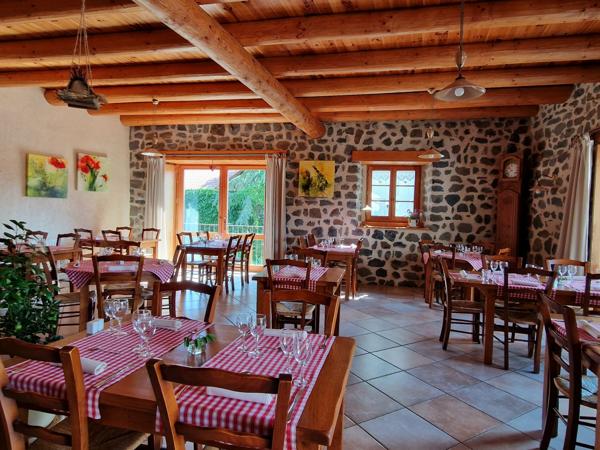 Blanzac (43350) PROPRIETE DE CARACTERE SUR 450 M2 A BLANZAC