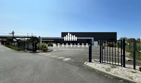 A LOUER : LOCAL D'ACTIVITÉ D'ENVIRON 1000 M² AVEC STATIONNEMENTS PRIVATIFS - ZONE INDUSTRIELLE SUD - LE MANS (72)