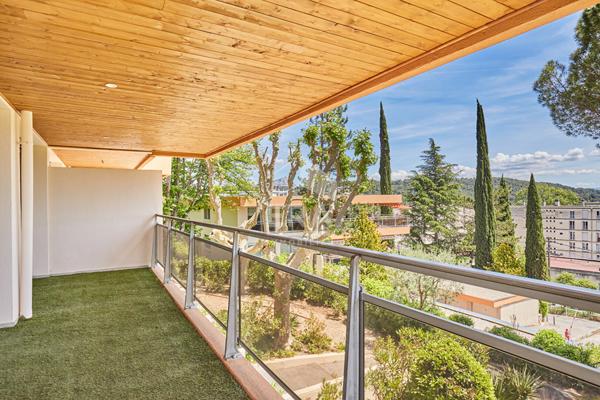 Appartement avec terrasse et garage en centre ville d'Aix-en-Provence