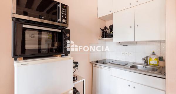 À vendre Studio 25.74 m² - Paris 75010