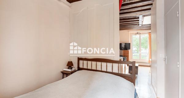 À vendre Studio 25.74 m² - Paris 75010