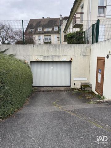 Location parking 25 m² Nemours