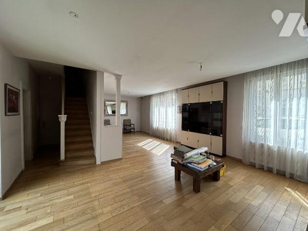 Maison habitable de plain-pied jardin garage