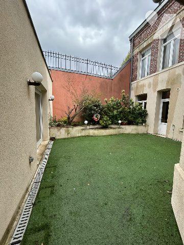 Maison habitable de plain-pied jardin garage