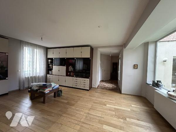 Maison habitable de plain-pied jardin garage