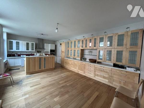 Maison habitable de plain-pied jardin garage