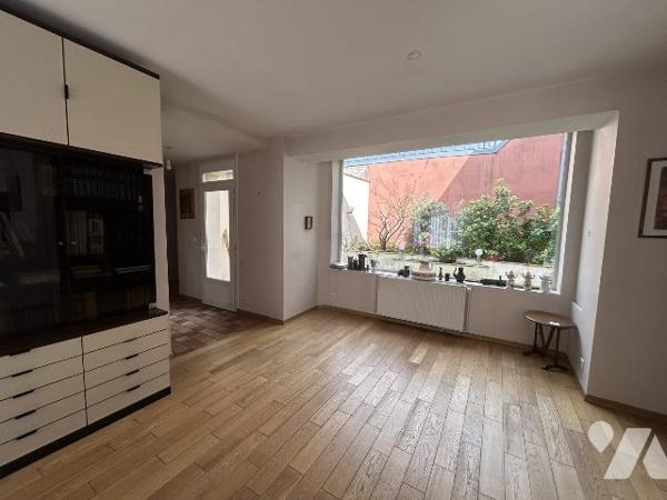 Maison habitable de plain-pied jardin garage