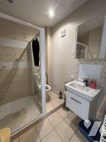 Maison habitable de plain-pied jardin garage