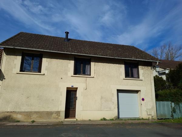 Maison à vendre centre Le Bugue avec garage (24)