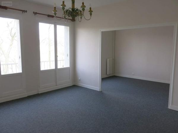 Appartement à louer à Tours dans l'Indre-et-Loire (37000), ref : 005/2033   
TOURS