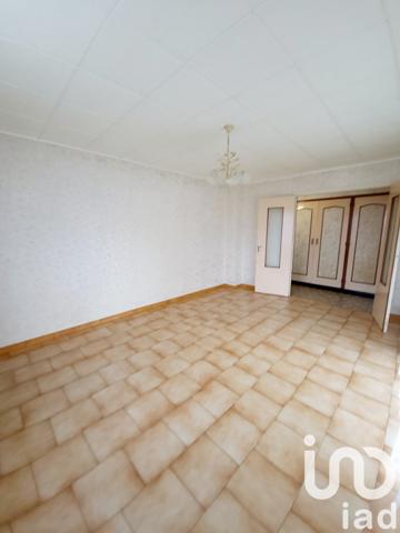 Maison 6 pièces de 115 m² à Mettray (37390)