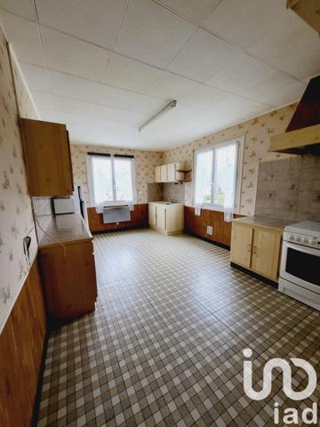 Maison 6 pièces de 115 m² à Mettray (37390)