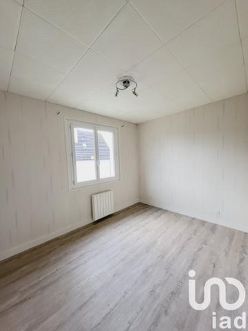 Maison 6 pièces de 115 m² à Mettray (37390)