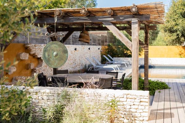Villa au cœur des Pierres Bonifacienne avec piscine.