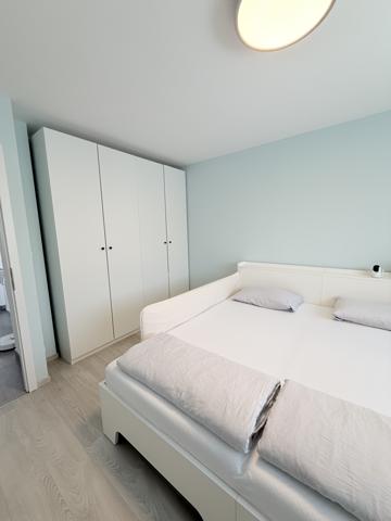 Maison
         7 pièces
        - 201 m² Exclusivité 799 000 € *