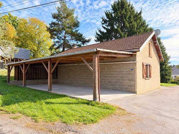 Maison de 1980, 70 m2, 2 ch garage et terrain