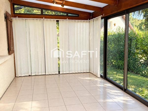 Maison de 1980, 70 m2, 2 ch garage et terrain