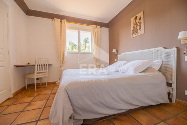 Maison Mandelieu La Napoule 6 pièce(s) 220 m2