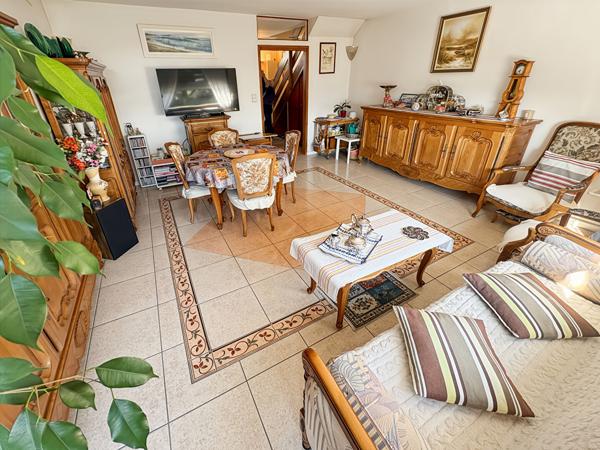 Appartement Duplex 4 pièces de 74,55 m² à vendre en exclusivité