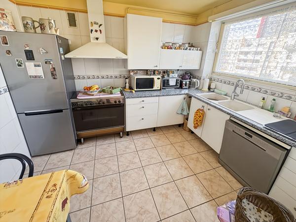 Appartement Duplex 4 pièces de 74,55 m² à vendre en exclusivité