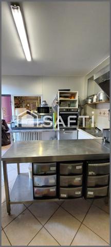 - A VENDRE- Bar Restaurant PMU à MILLAU  125 000 euros