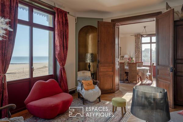 Magnifique appartement avec balcon dans villa balnéaire