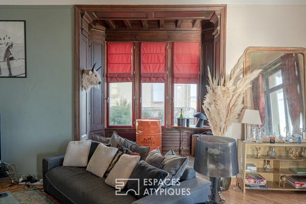 Magnifique appartement avec balcon dans villa balnéaire
