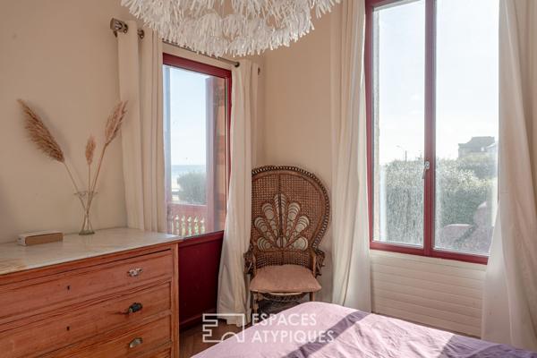 Magnifique appartement avec balcon dans villa balnéaire
