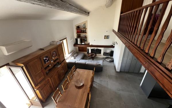 Vente Maison de village avec cour et garage rénové(e) Saint-gilles   