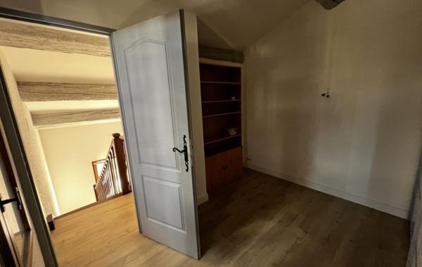 Vente Maison de village avec cour et garage rénové(e) Saint-gilles   